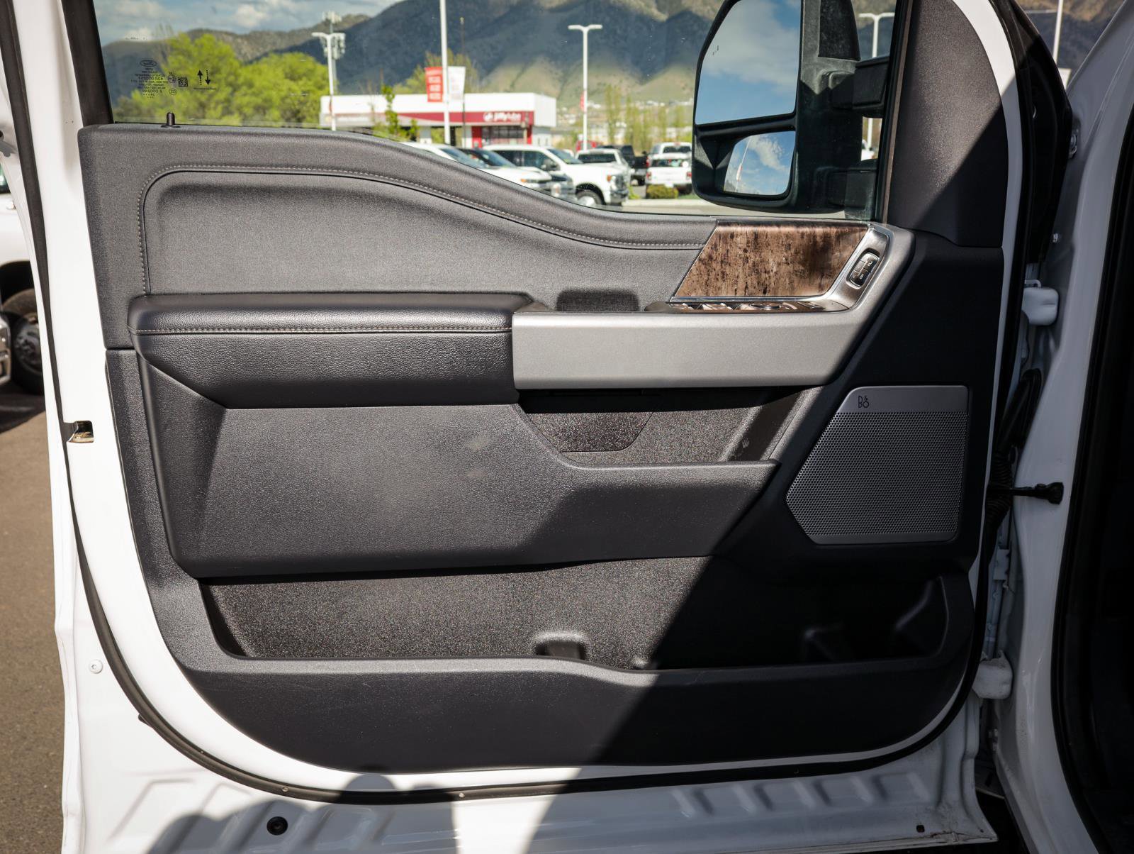 Used 2024 Ford F250 Lariat image 15