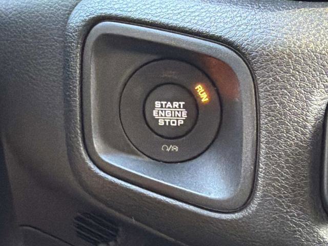 Used 2024 Jeep Wrangler Unlimited image 26