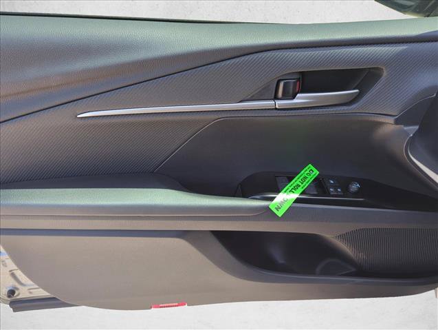 Used 2026 Toyota Camry SE FWD image 10