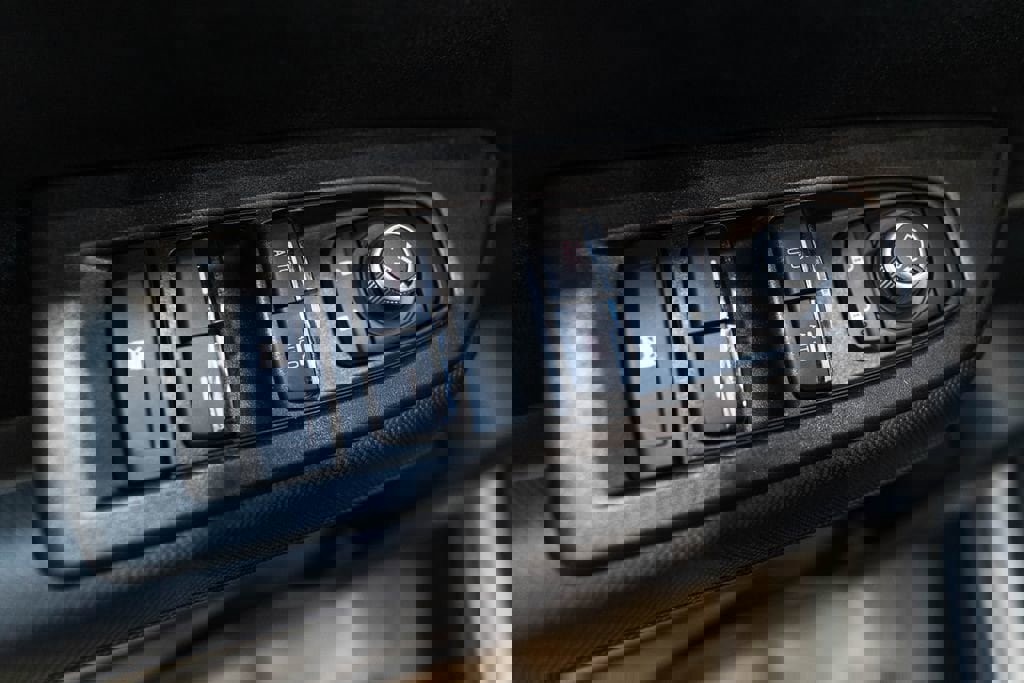 Used 2025 Subaru Forester Touring w/ Popular Package - Touring AWD/4WD image 21