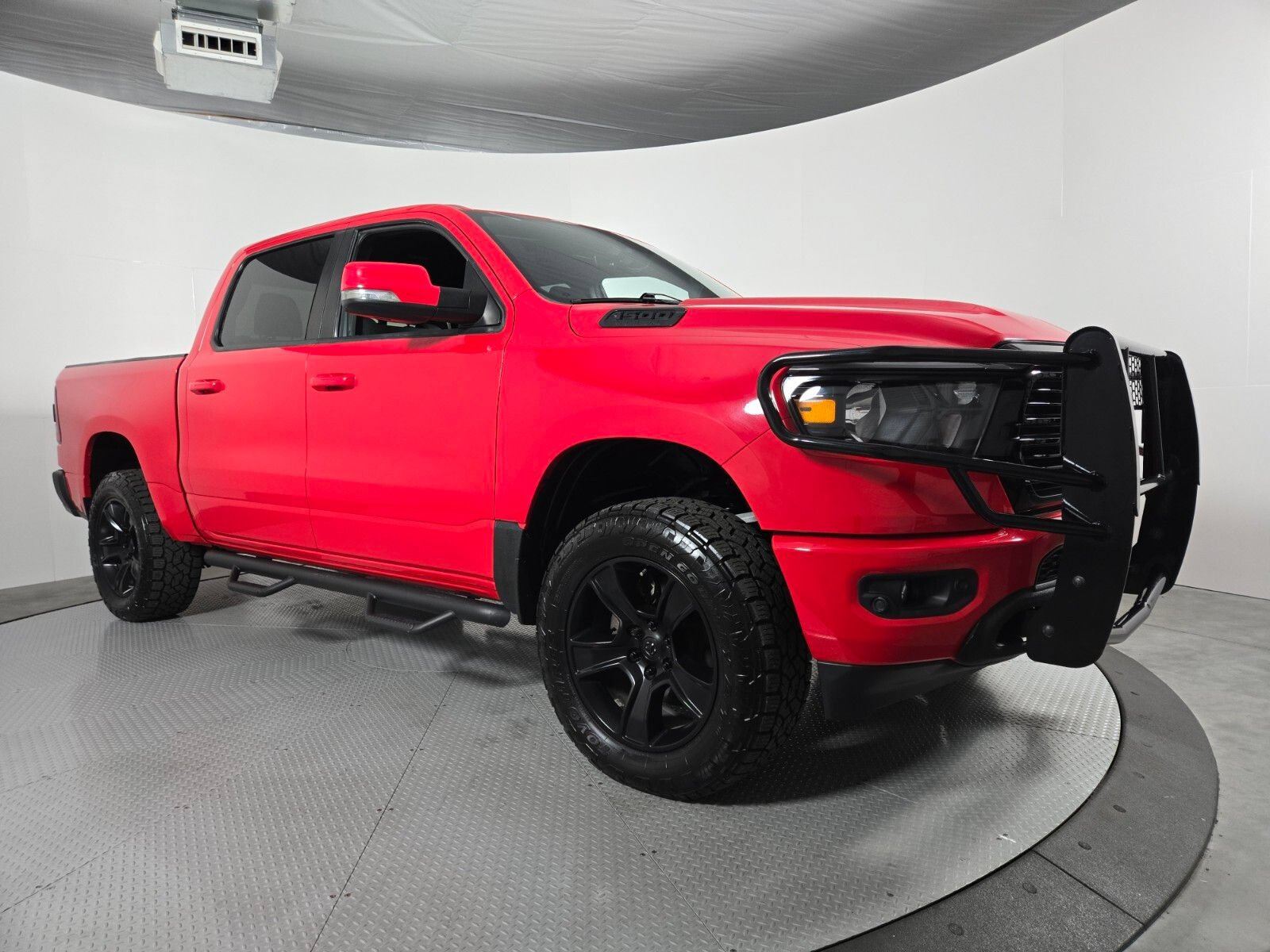 Used 2020 RAM 1500 Big Horn AWD/4WD image 2