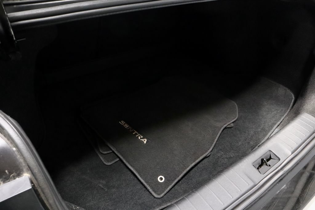 Certified 2024 Nissan Sentra SV FWD image 13