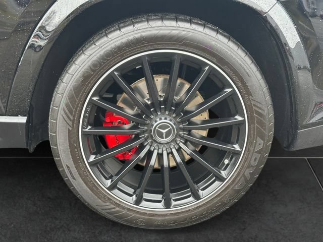 Used 2025 Mercedes-Benz GLS 63 AMG 4MATIC w/ AMG Night Package image 9
