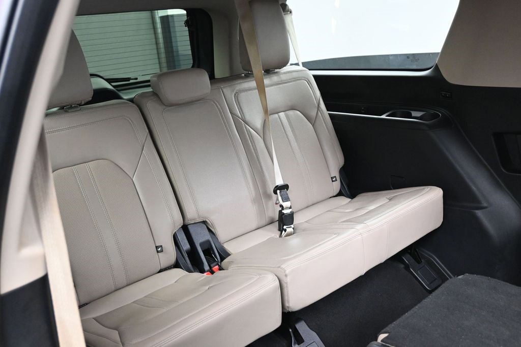 Used 2024 Ford Expedition Max Limited image 34