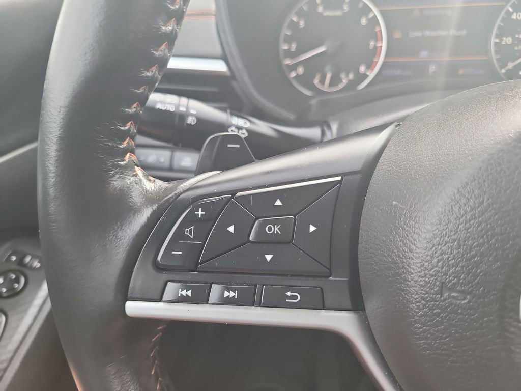 Used 2022 Nissan Altima 2.5 SR w/ Midnight Edition Package FWD image 31