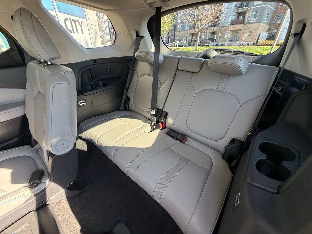 Used 2023 Honda Pilot EX-L image 9