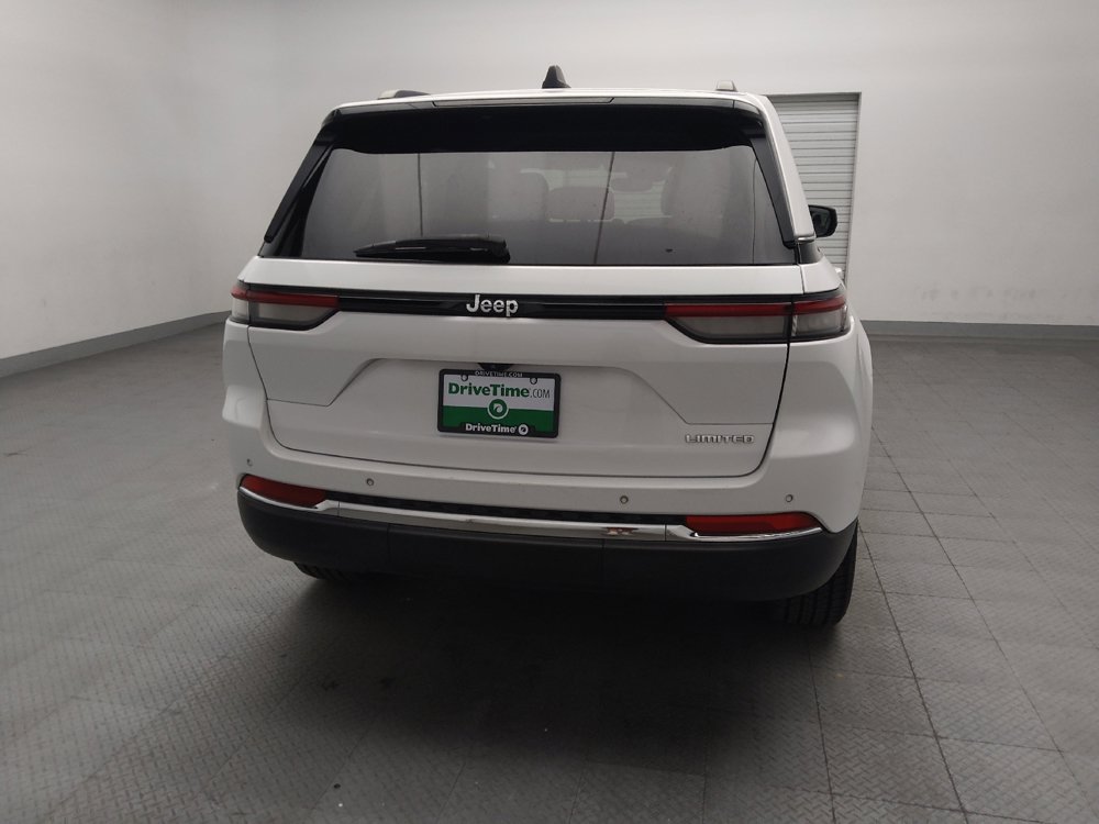 Used 2023 Jeep Grand Cherokee Limited RWD image 7