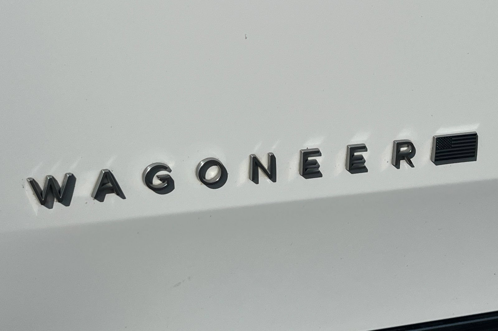 Used 2024 Jeep Wagoneer L Series II RWD image 42