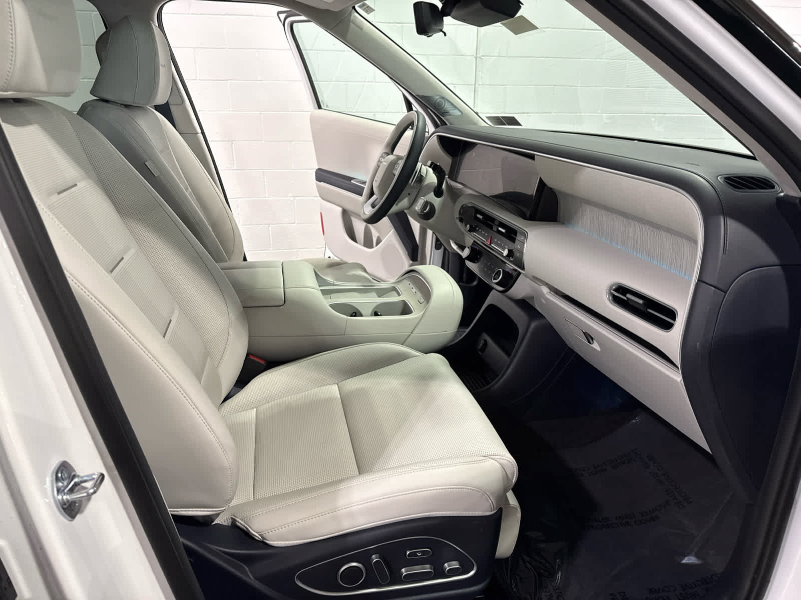 Used 2026 Hyundai Palisade Calligraphy AWD/4WD image 13