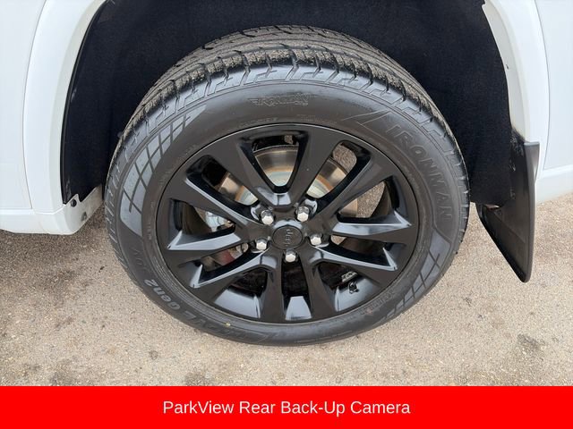 Used 2018 Jeep Grand Cherokee Altitude image 14