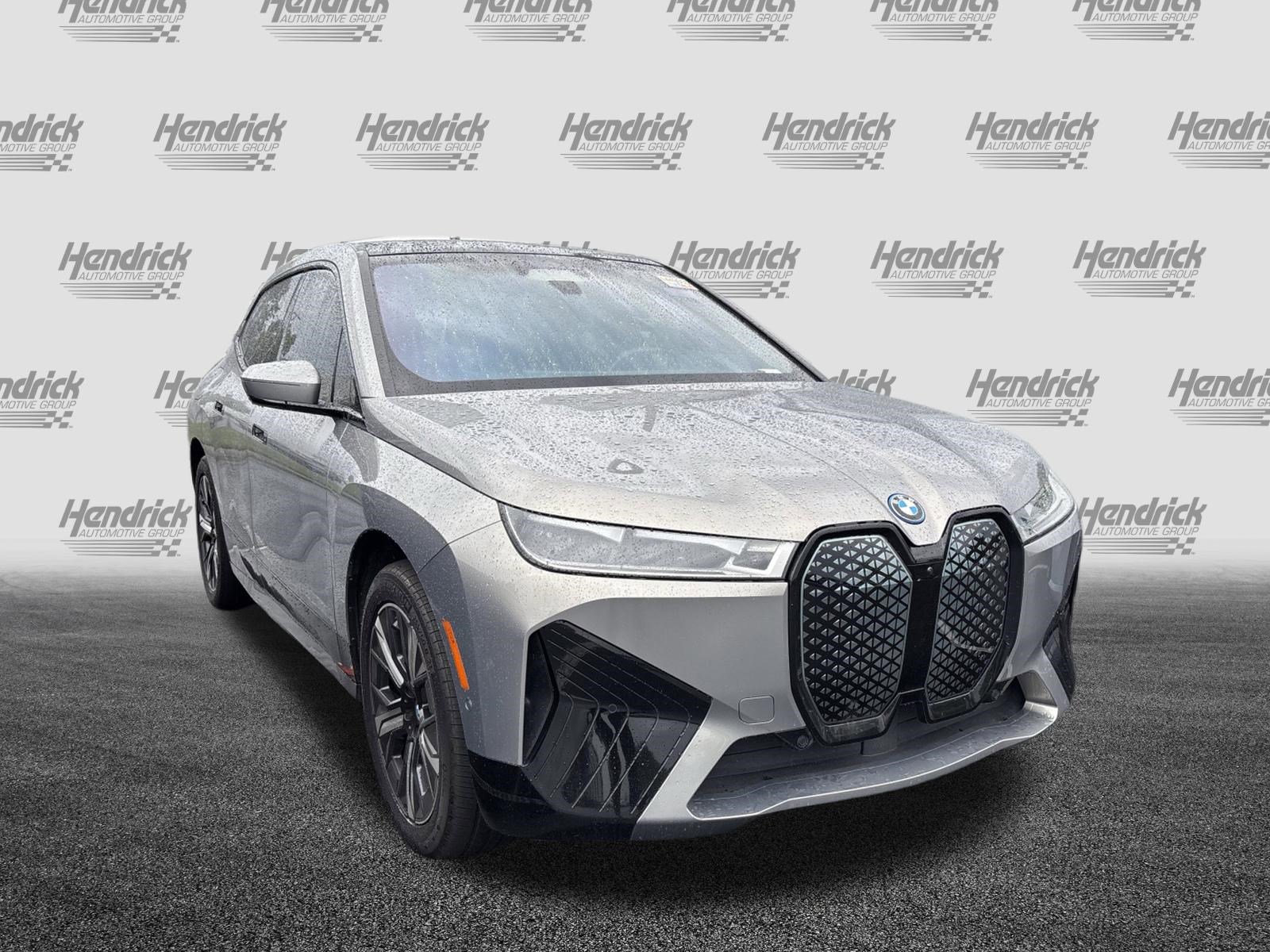 Certified 2024 BMW iX xDrive50 w/ Premium Package AWD/4WD image 5