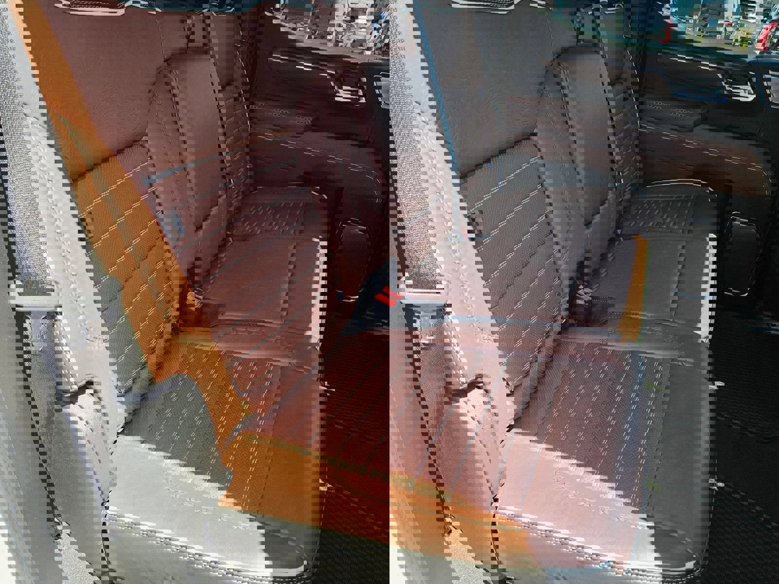 Used 2025 GMC Sierra 1500 Denali Ultimate image 28