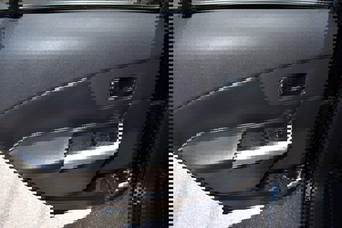 Used 2011 Ford Edge Limited w/ 302A Rapid Spec Order Code image 31