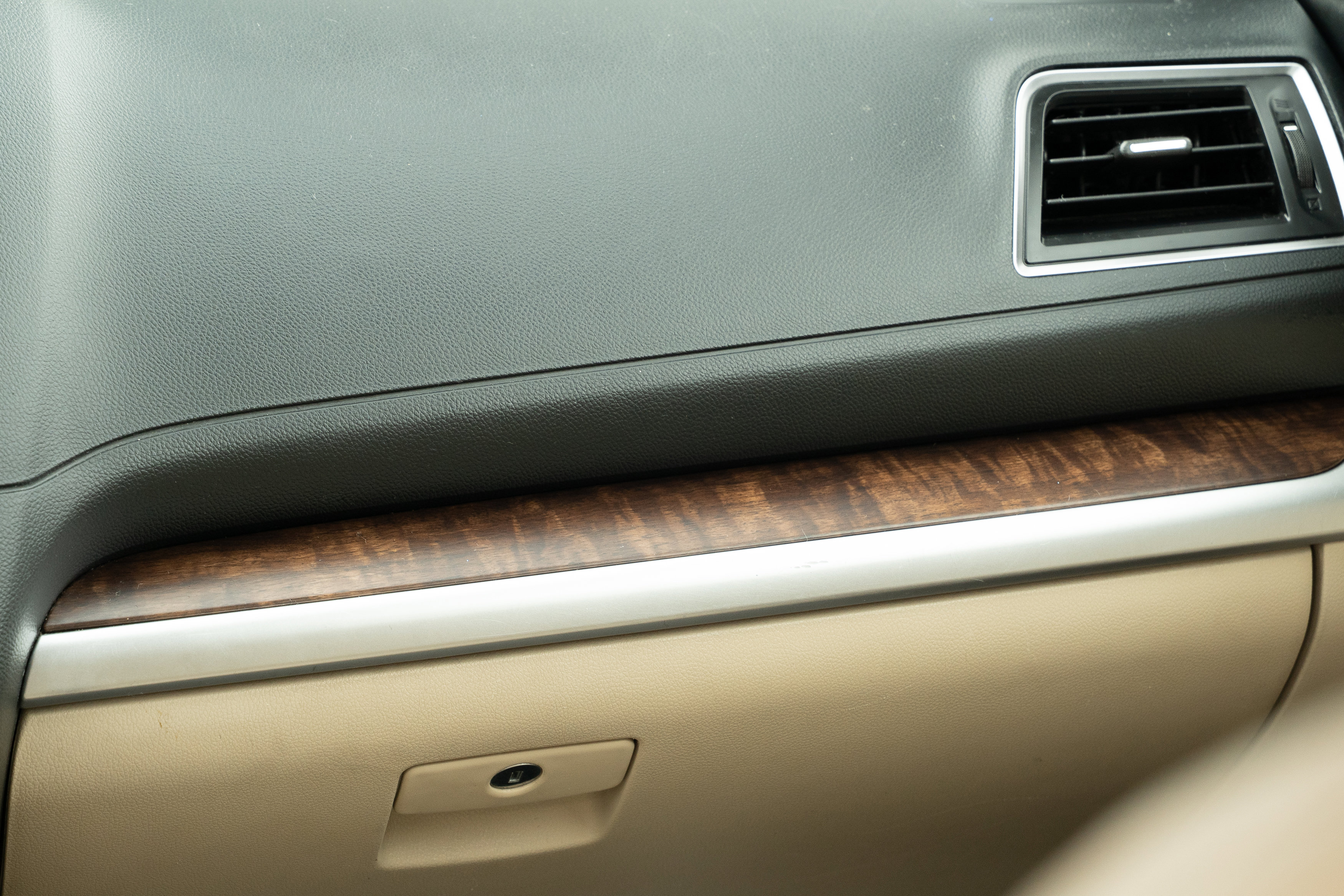 Used 2015 Subaru Outback 2.5i Limited image 15