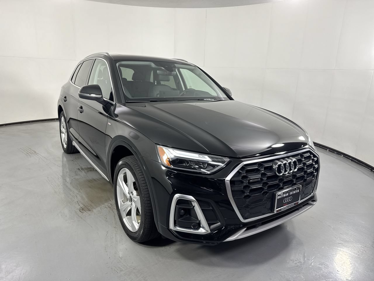 Used 2023 Audi Q5 2.0T Premium Plus w/ Premium Plus Package AWD/4WD image 28