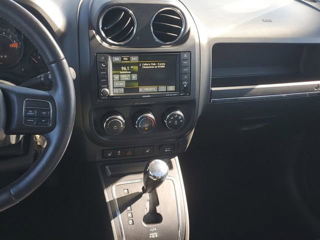 Used 2017 Jeep Patriot High Altitude image 13
