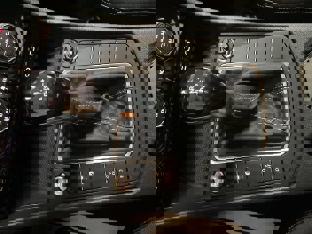 Certified 2023 Volkswagen Jetta SE image 14