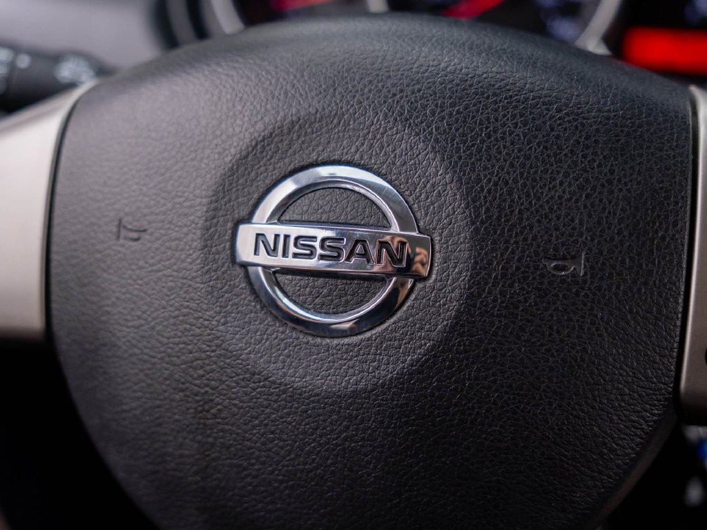 Used 2012 Nissan Versa 1.8 S w/ Plus Pkg FWD image 27