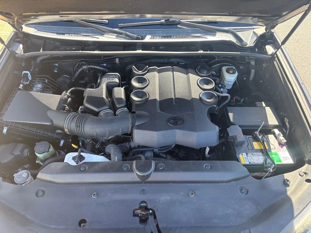 Used 2018 Toyota 4Runner SR5 image 22