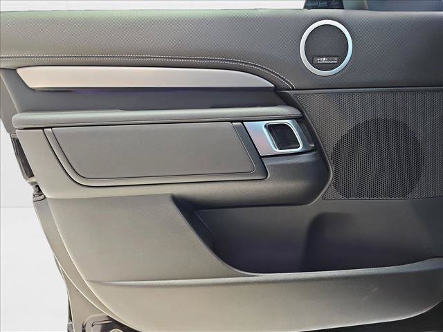 New 2025 Land Rover Discovery Dynamic SE AWD/4WD image 24