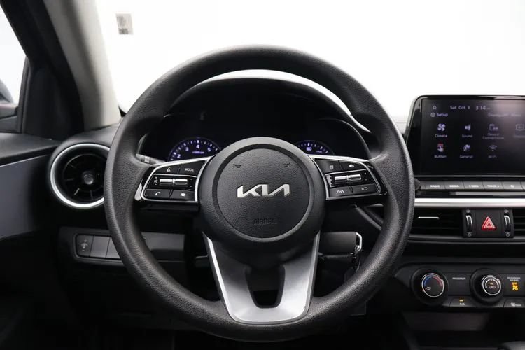 Used 2024 Kia Forte LXS FWD image 16
