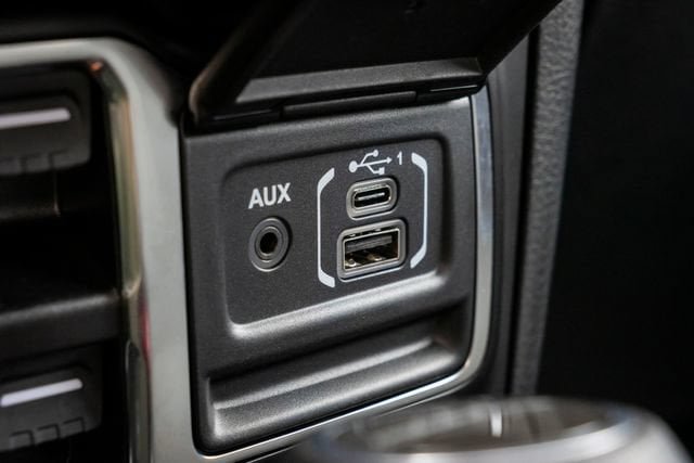 Used 2024 Jeep Gladiator Sport w/ Dual Top Group AWD/4WD image 42
