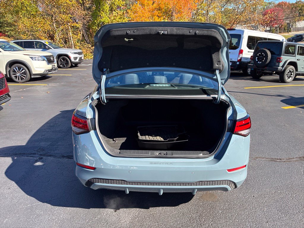 Certified 2025 Nissan Sentra SV FWD image 13