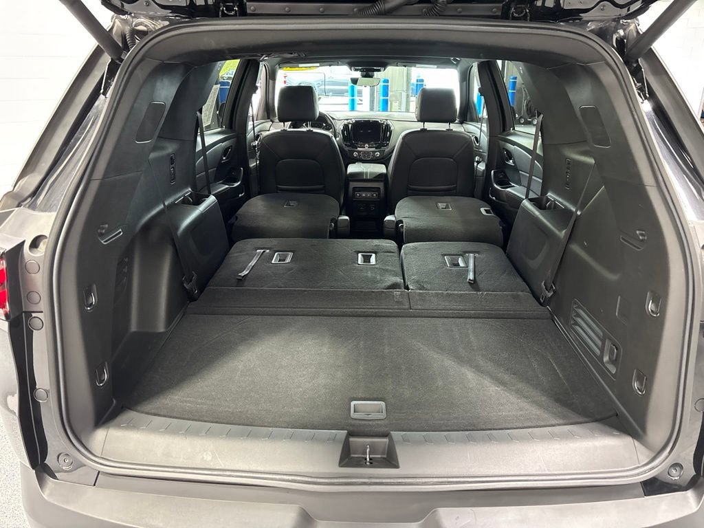 Used 2023 Chevrolet Traverse LT w/ LT Premium Package AWD/4WD image 53