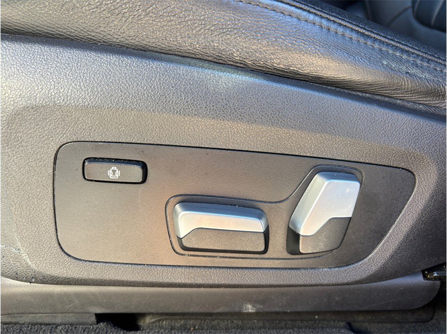 Used 2021 BMW X3 sDrive30i RWD image 19