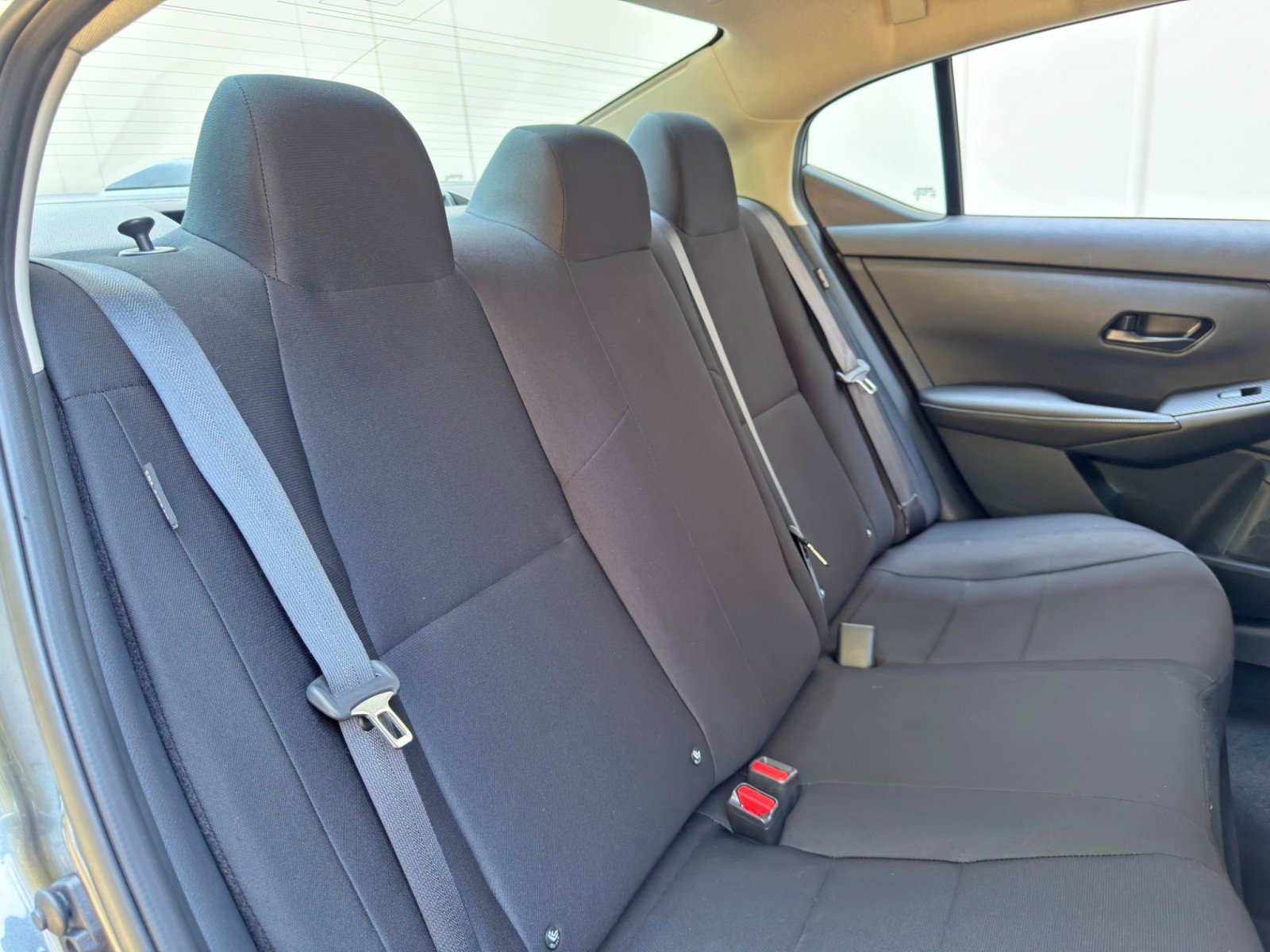 Used 2025 Nissan Sentra S FWD image 30