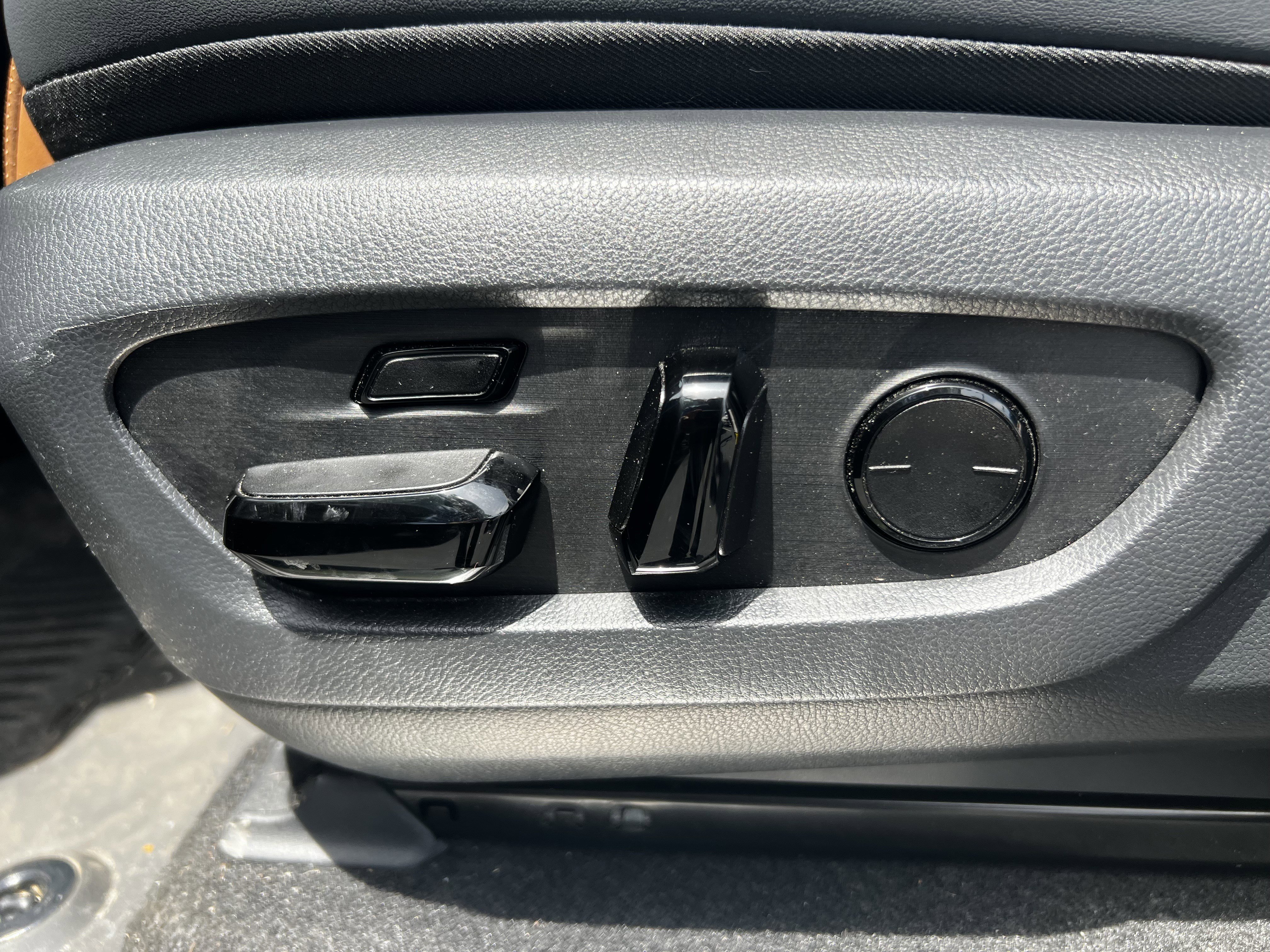 Certified 2025 Lexus GX 550 w/ Accessory Package (2T) AWD/4WD image 36