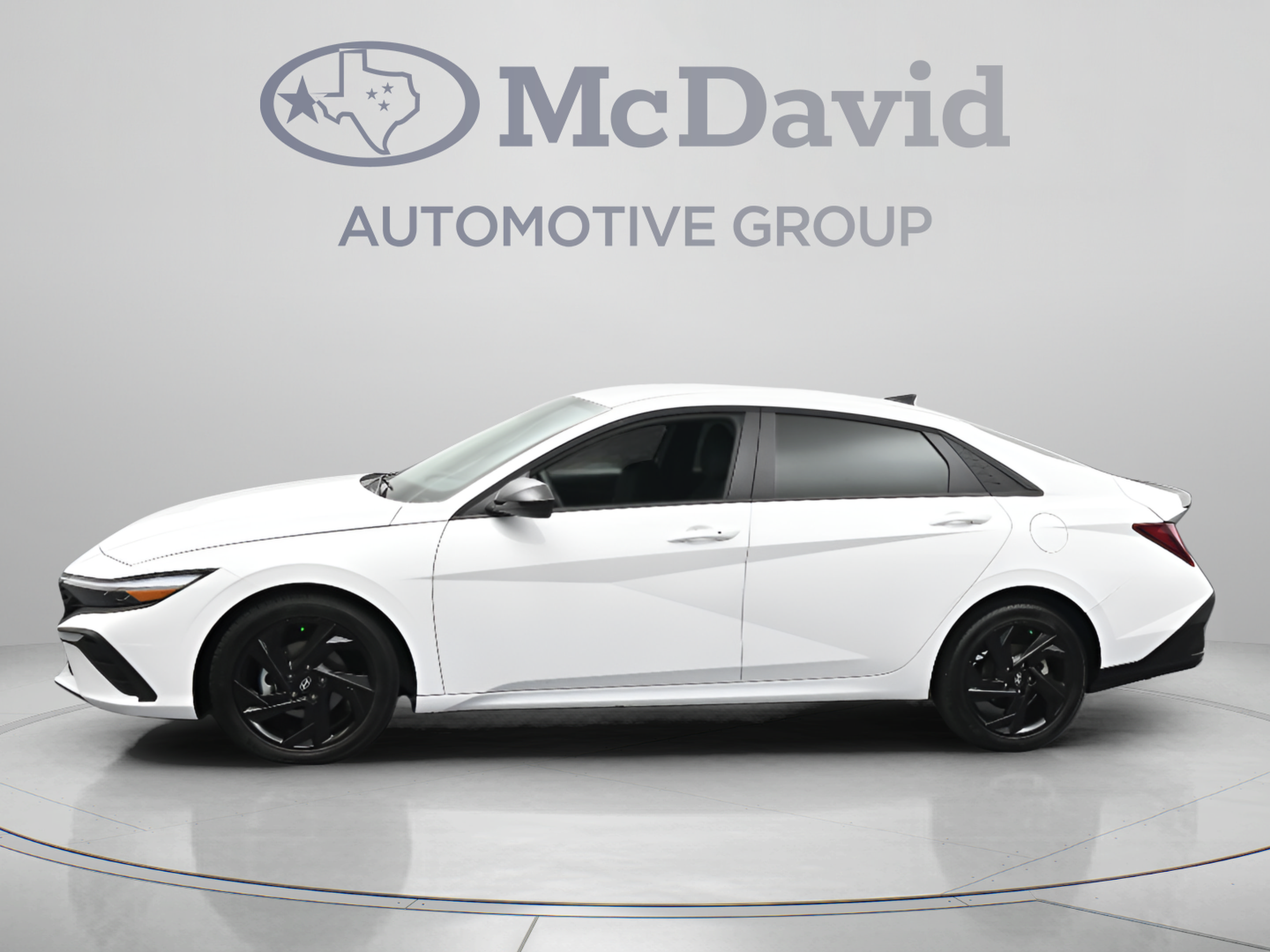 Used 2026 Hyundai Elantra Sport FWD image 5