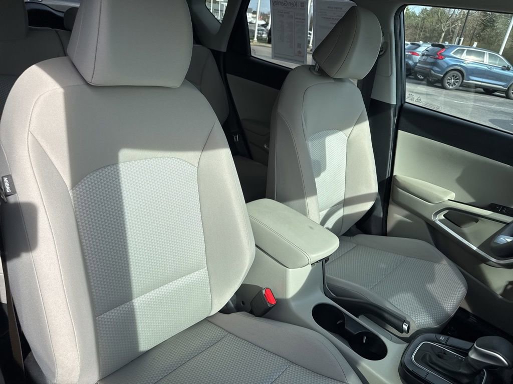Used 2024 Kia Soul LX w/ Option Group 015 image 25