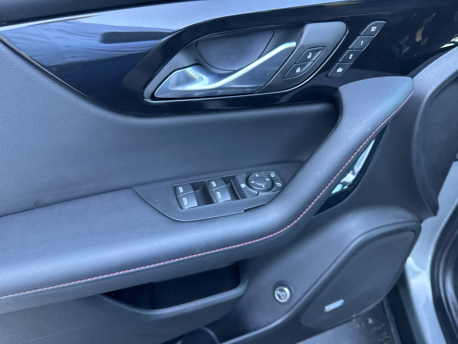 Used 2025 Chevrolet Blazer RS w/ Driver Confidence II Package AWD/4WD image 14