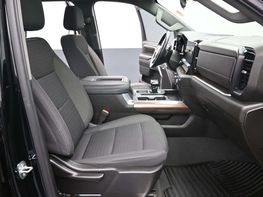 Used 2022 Chevrolet Silverado 1500 RST w/ Convenience Package II image 25