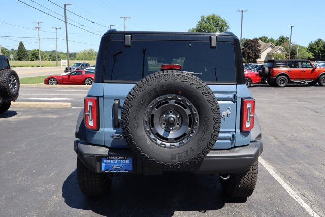 Used 2025 Ford Bronco Badlands w/ Sasquatch Package AWD/4WD image 8