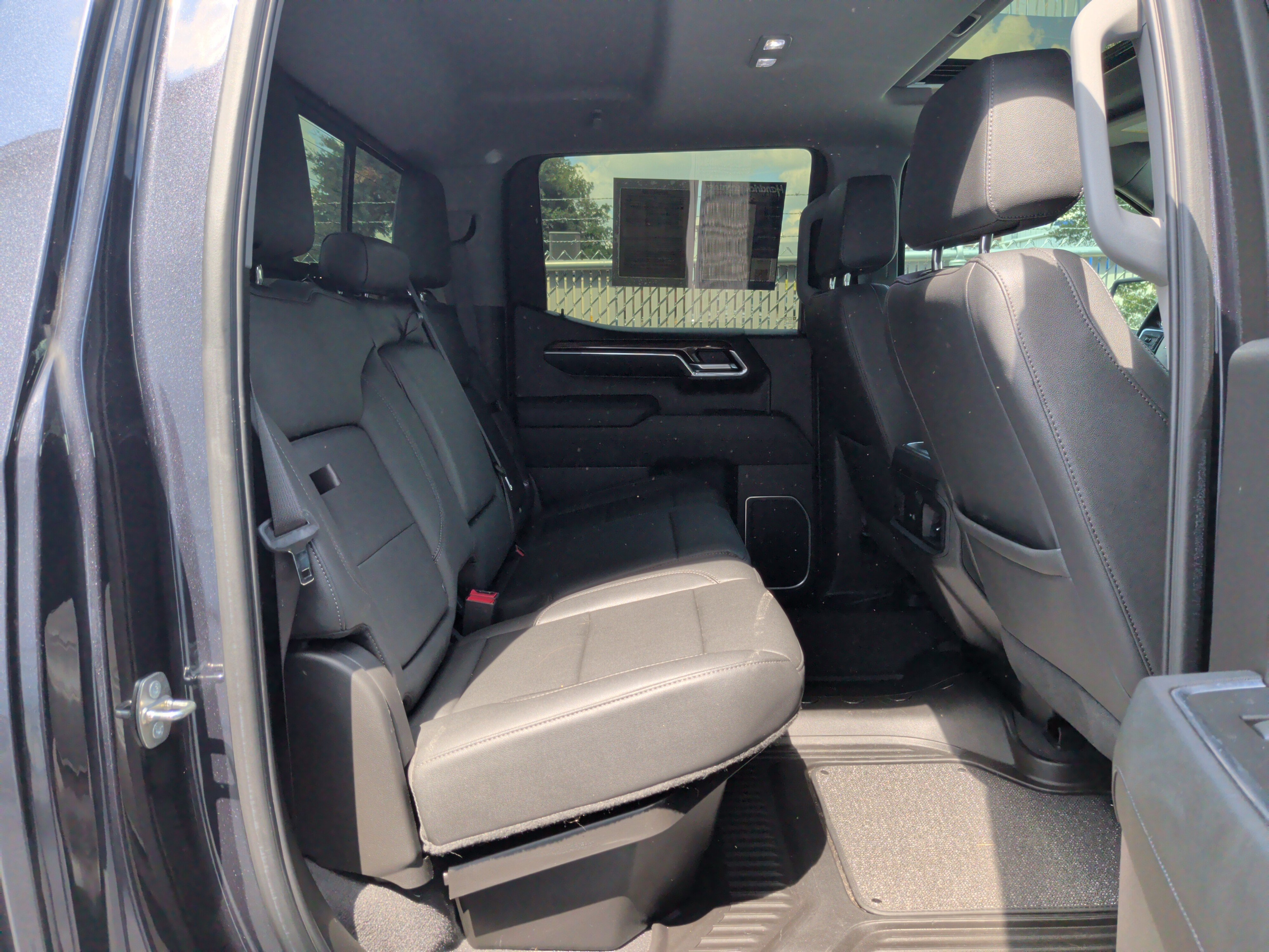 Used 2024 Chevrolet Silverado 1500 RST AWD/4WD image 30