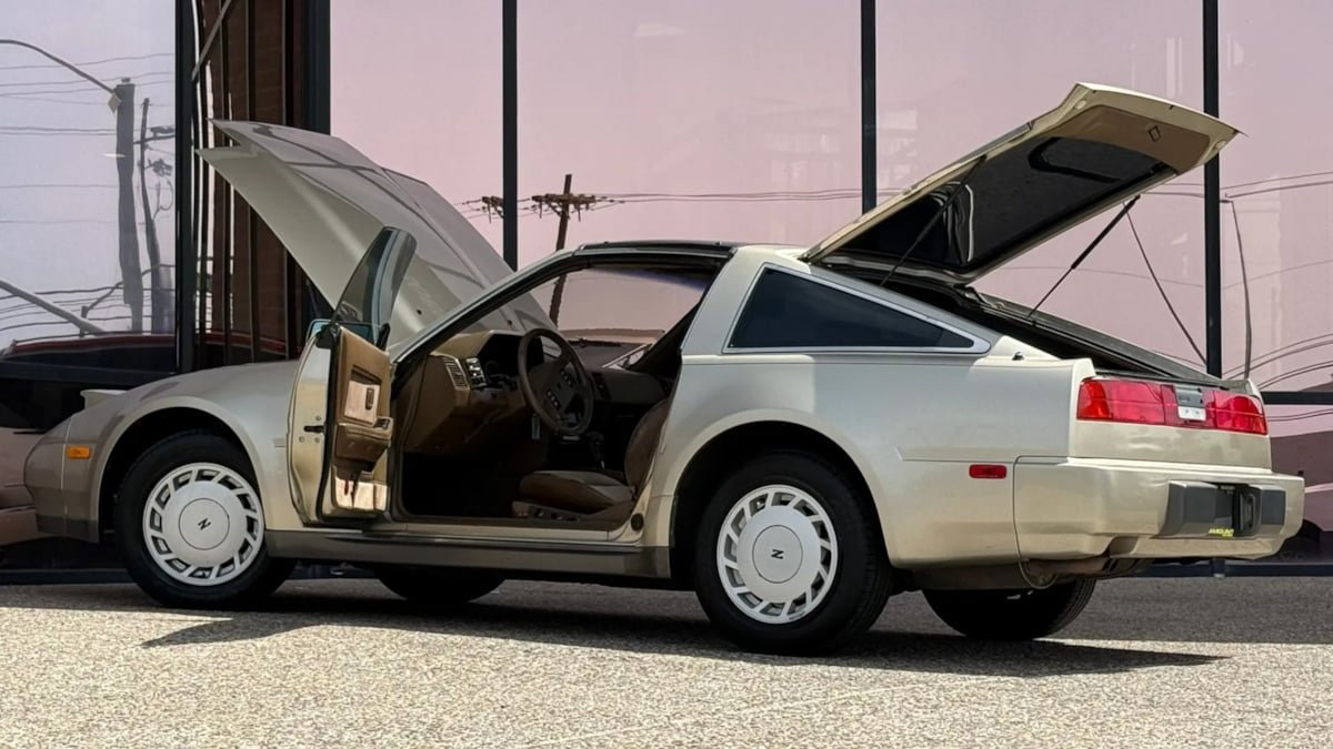 Used 1988 Nissan 300ZX GS RWD image 28