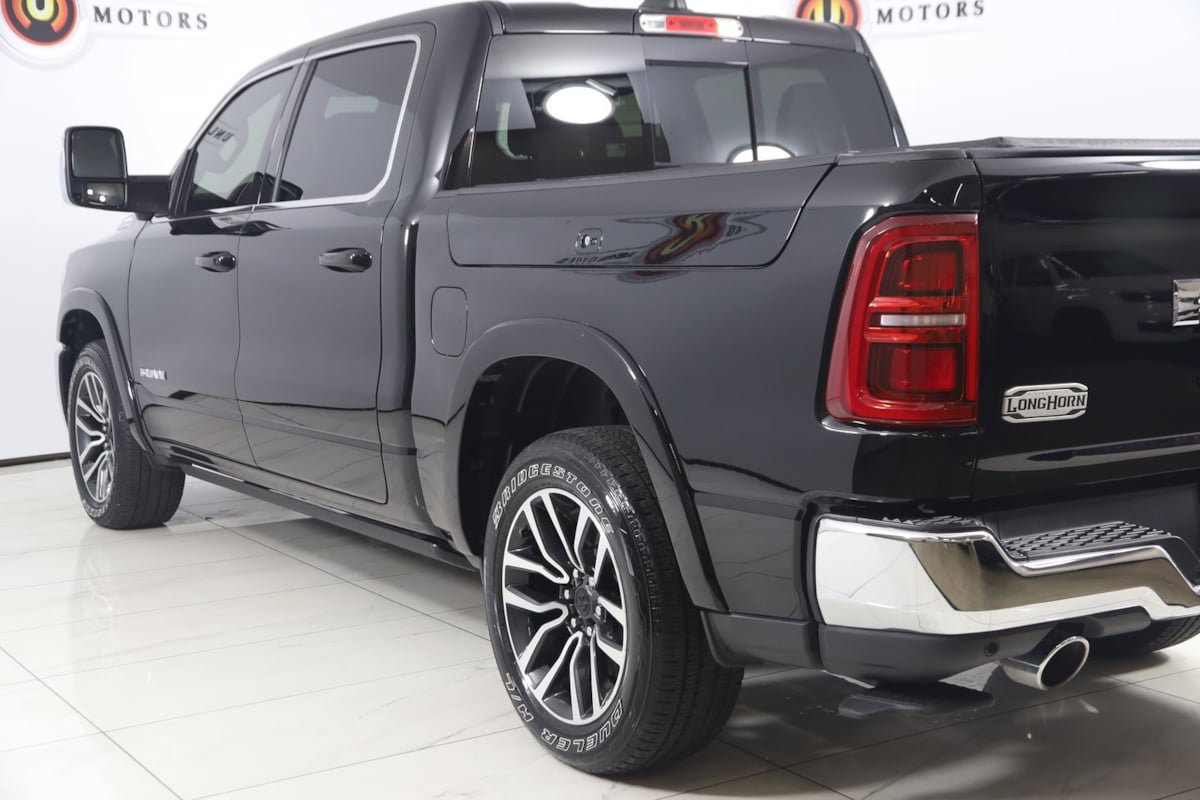 Used 2025 RAM 1500 Limited w/ Trailer Tow Group AWD/4WD image 29