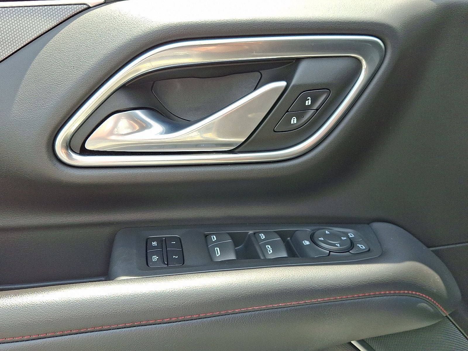 Certified 2021 Chevrolet Tahoe RST image 14