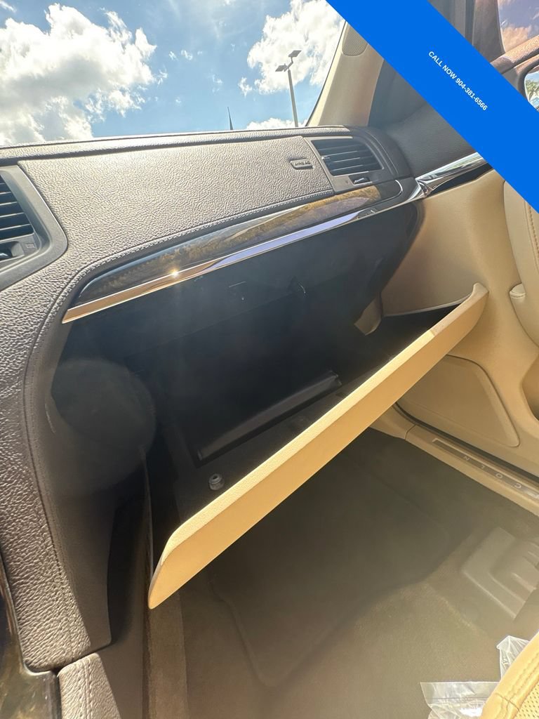 Used 2015 Lincoln MKS w/ Equipment Group 101A FWD image 31