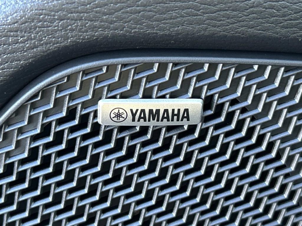 Used 2025 Mitsubishi Outlander SEL image 25