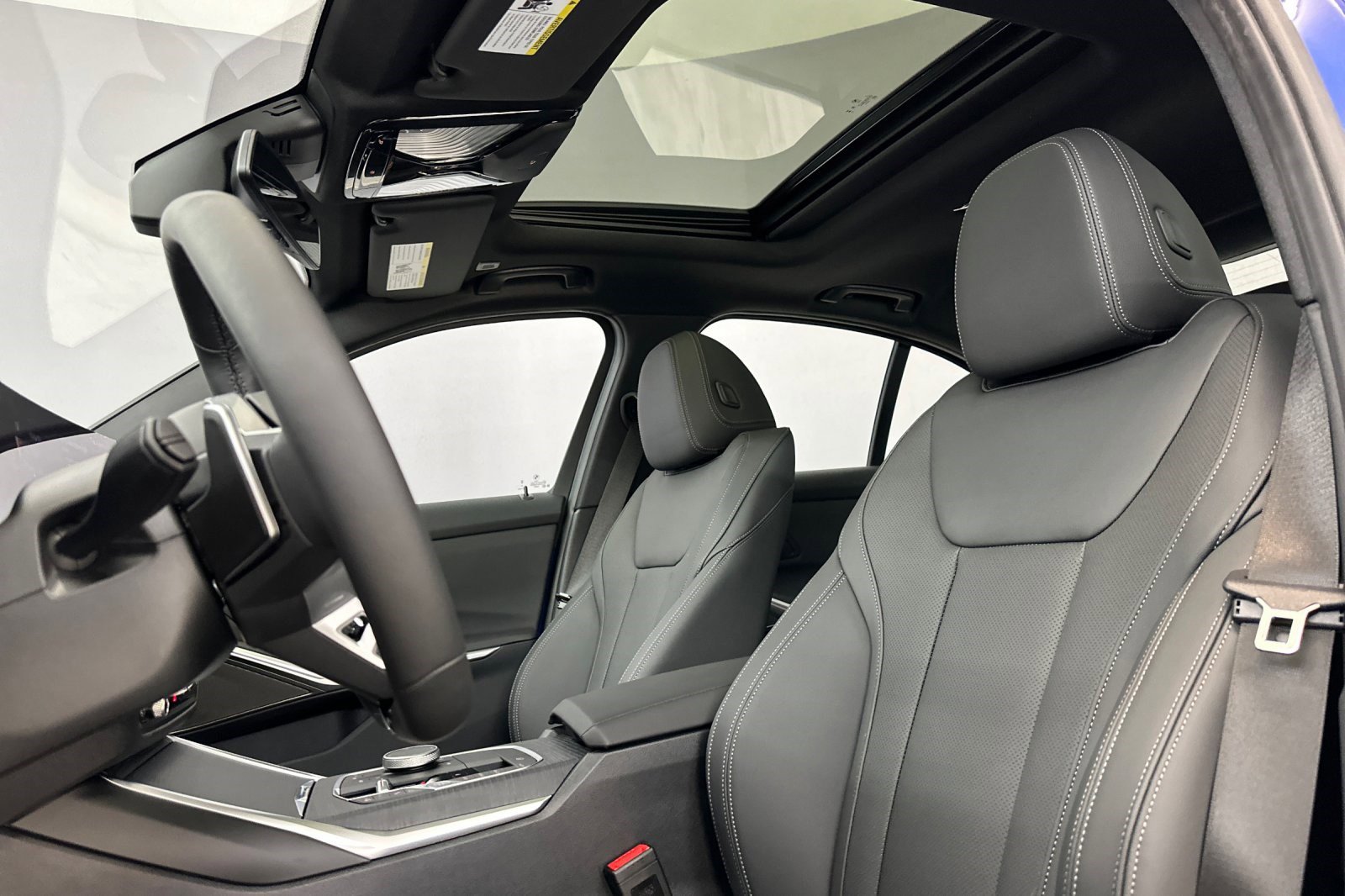 New 2026 BMW 330i Sedan w/ M Sport Package image 14