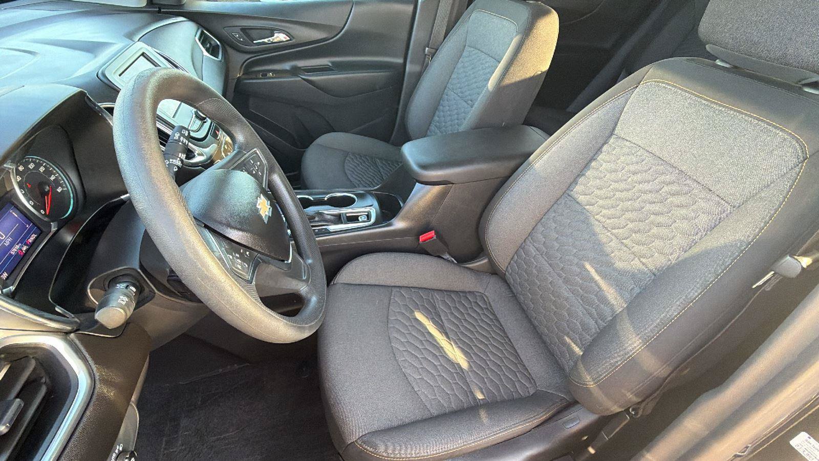 Used 2020 Chevrolet Equinox LT FWD image 4