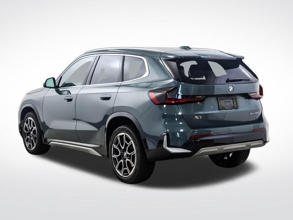 Certified 2023 BMW X1 xDrive28i w/ Convenience Package AWD/4WD image 3