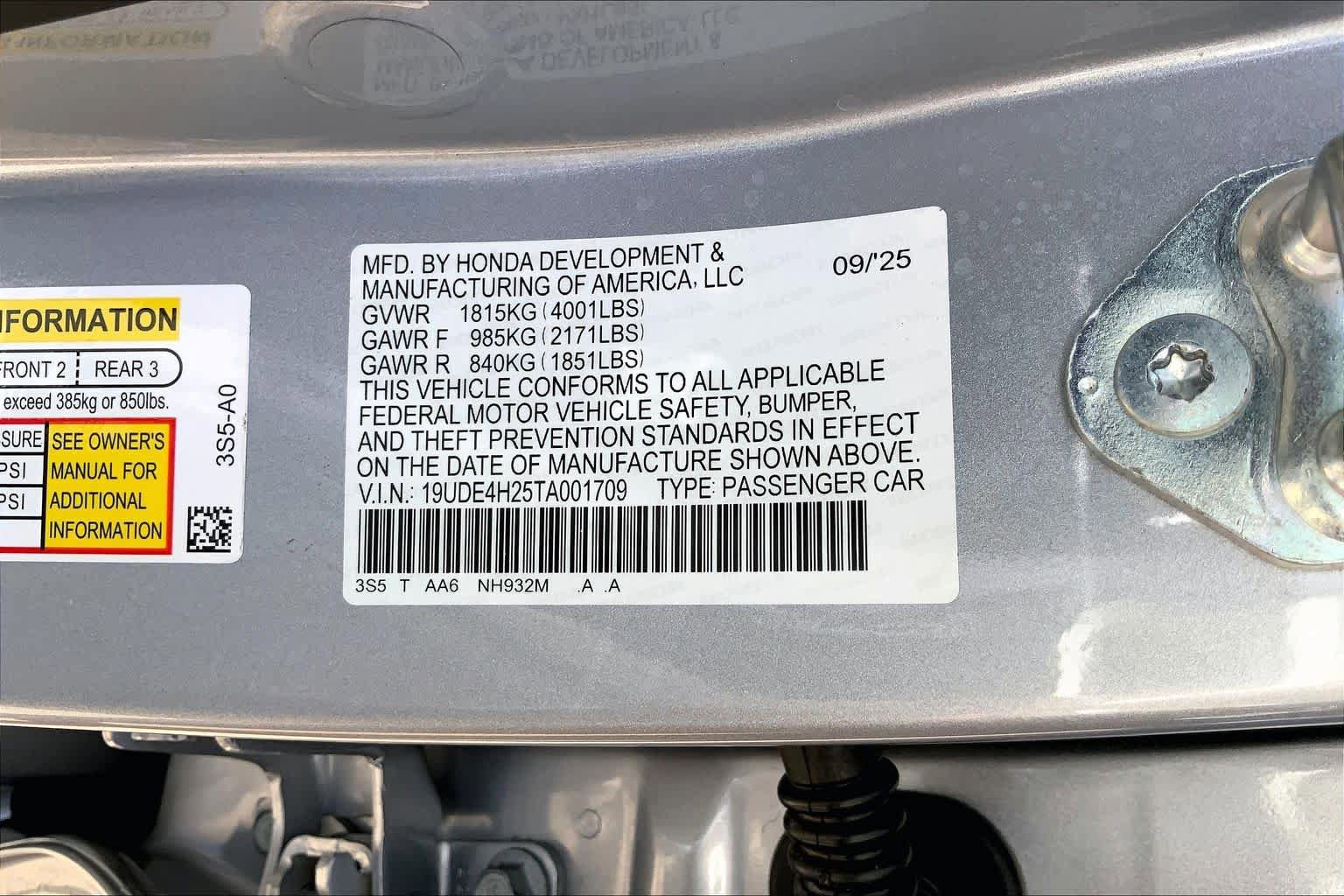 Certified 2026 Acura Integra FWD image 34