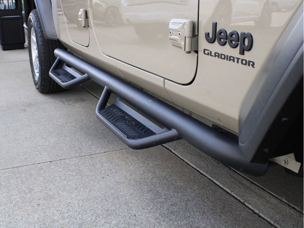 Used 2020 Jeep Gladiator Sport w/ Quick Order Package 24S image 34