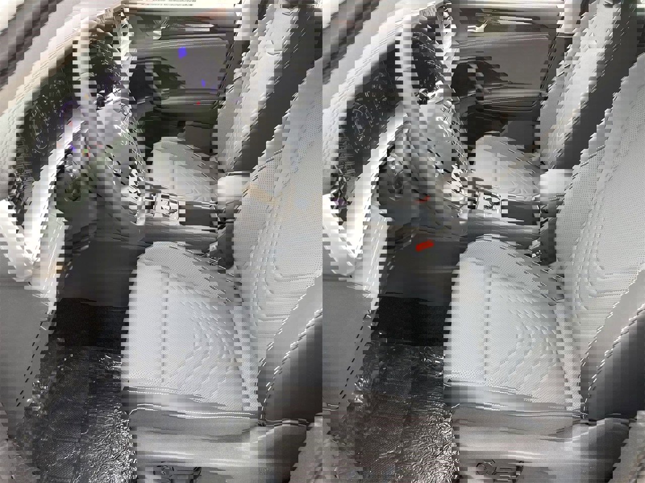 New 2026 Volkswagen Tiguan SE image 15