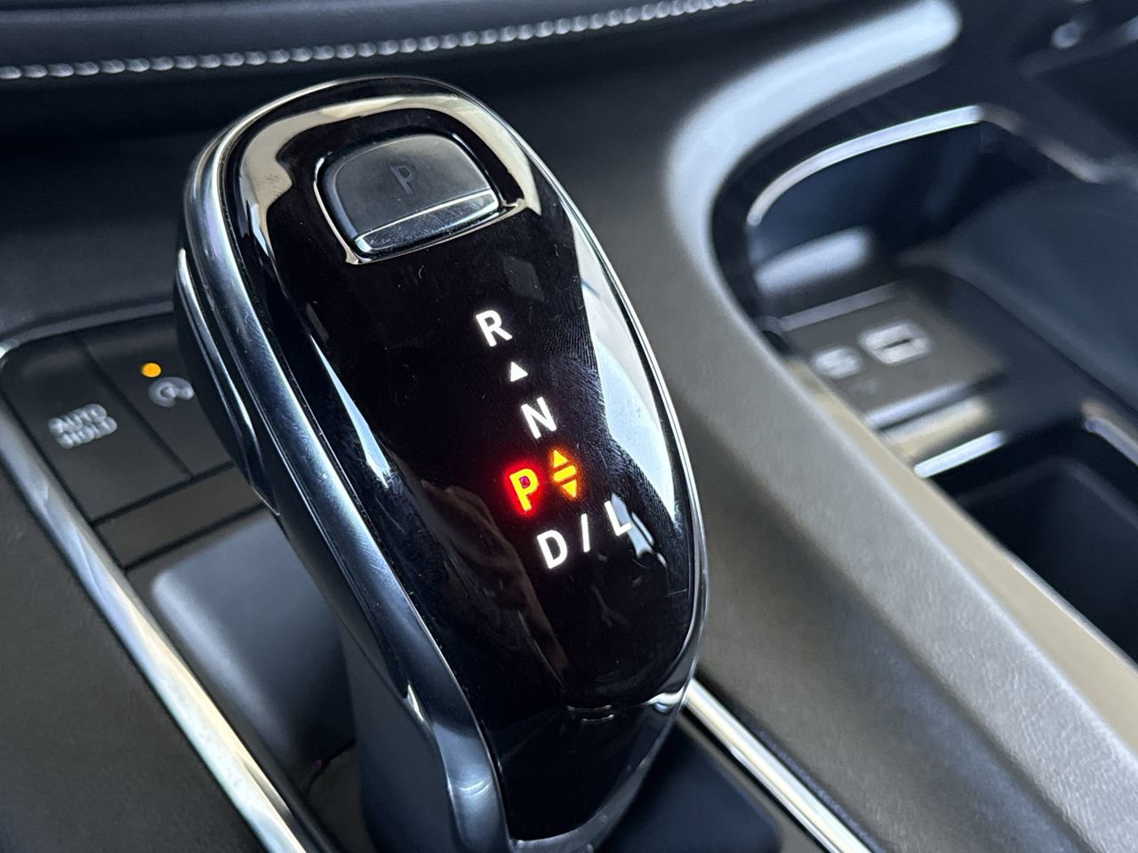 Used 2024 Cadillac Escalade Sport AWD/4WD image 15