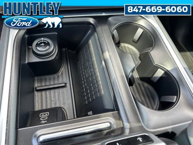 Used 2025 Ford Expedition Active AWD/4WD image 28
